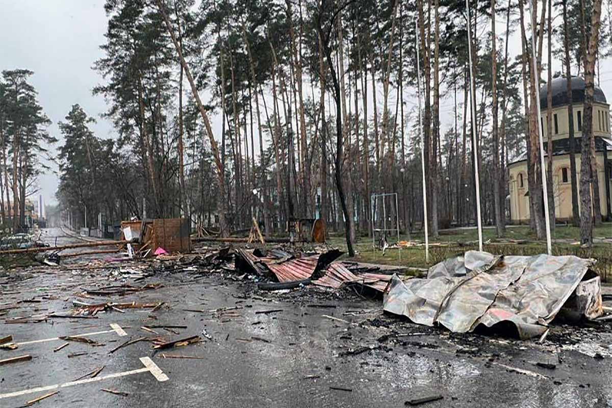 A photo of destroyed kiosks in Irpin, including Balish, the Crimean Tatar café that Alfad Halimov and Elmira Halimova ran in one of the parks in the town outside Kyiv. “It was destroyed by a rocket,” Elmira recalls. © Courtesy of E. Halimova