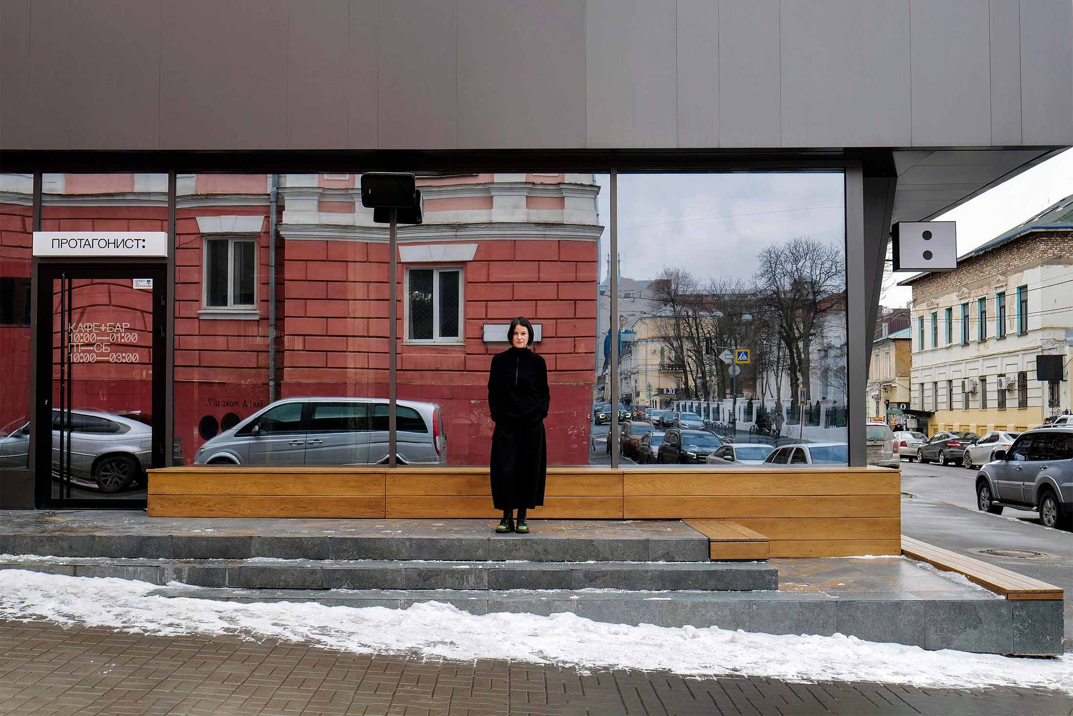 Olena in front of her café Protagoniste in Kharkiv. © Liudmyla Budina